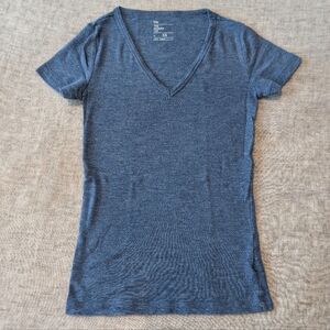 Gap The Modern Tee V-Neck T-shirt Blue Heather Size XS